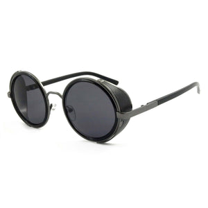'Freeman' Round Sunglasses With Side Shield In Black